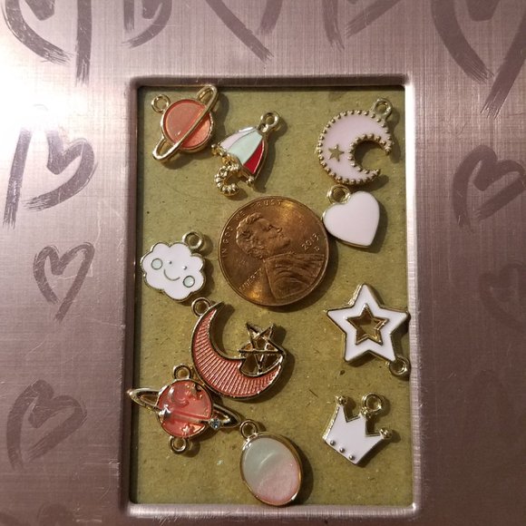 Assorted Enamel Charms/Pendants - sky, planet, space - Picture 4 of 5